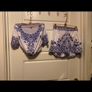 Two piece set